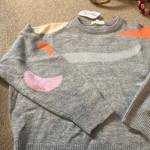Super cute THML sweater